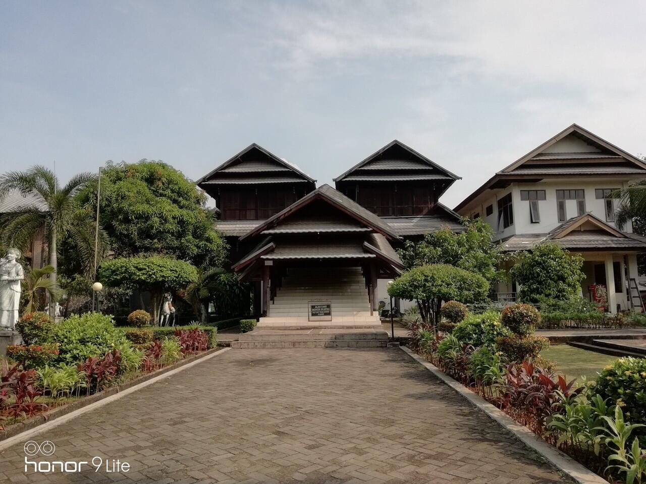 [Field Report TMII Photo Competition With Honor Indonesia