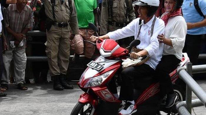 Presiden Jokowi dan Ibu Negara Sarapan Soto di Semarang