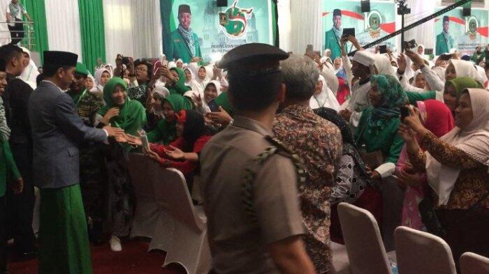 Jokowi Hingga Ketua MUI Kompak Sarungan di Munas Alim Ulama PPP