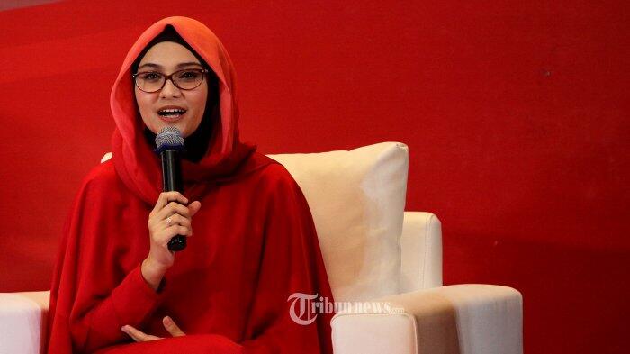 Hamil Anak Kedua, Zee Zee Shahab Malas Dandannya Keterlaluan