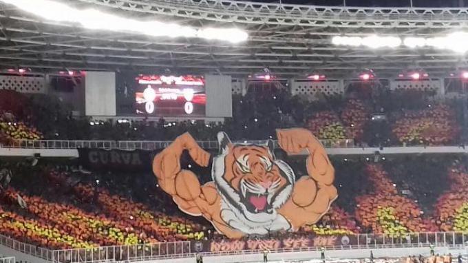 Rekor Jakmania Bikin Sepakbola Indonesia Diperhitungkan