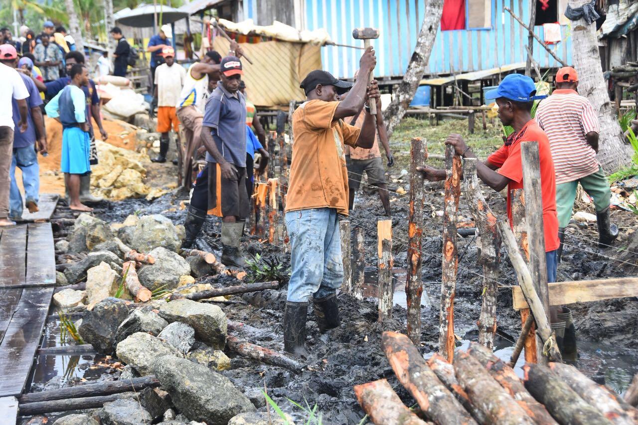 Ditinjau Presiden, Ini Progres Padat Karya Tunai PUPR di Papua Barat