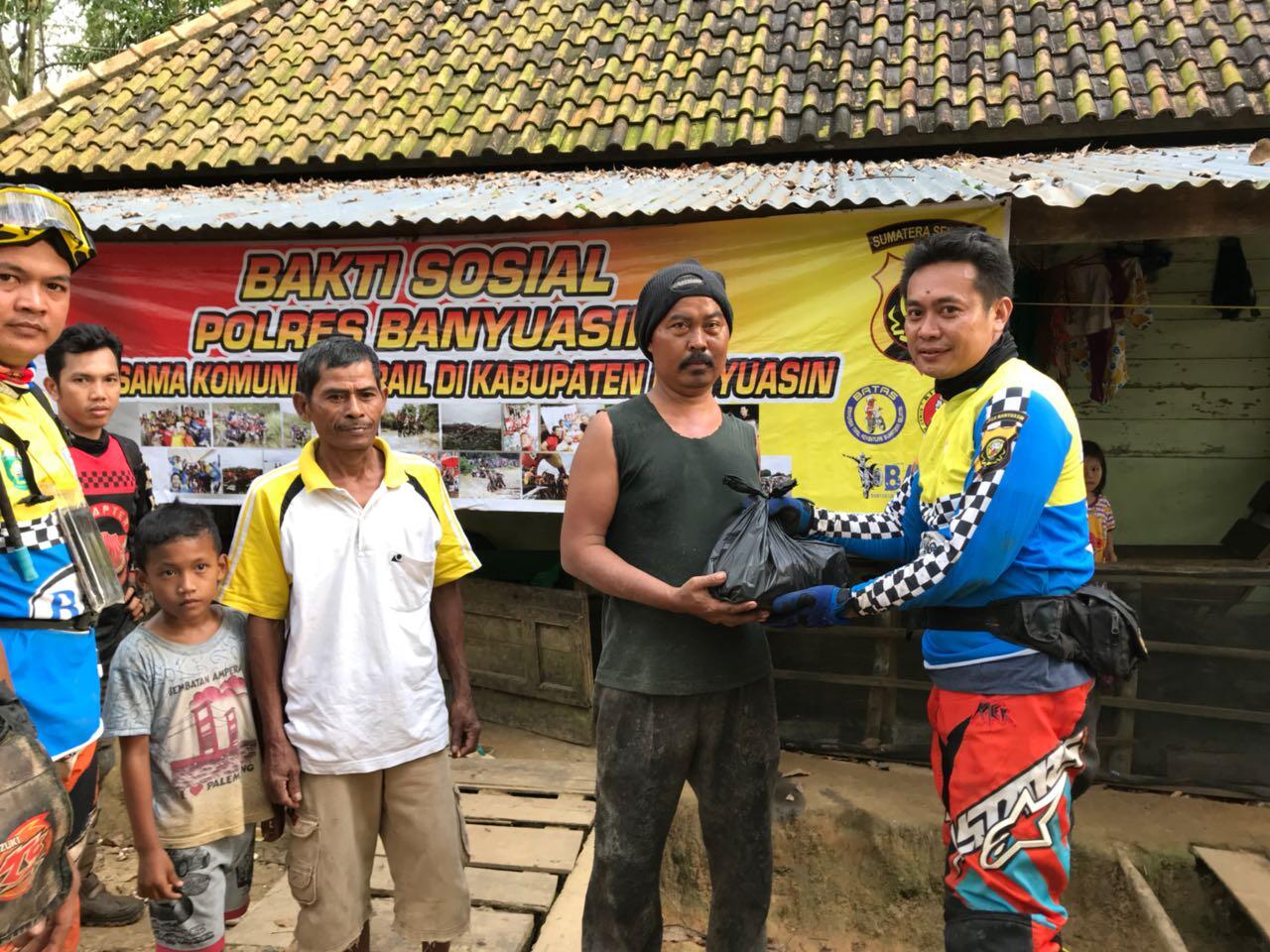 Komunitas Trill Polres Banyuasin Sosialisasikan Pilkada Damai