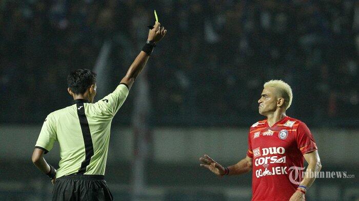 Cristian Gonzales ke PSS Sleman Tanpa Berpamitan, Begini Reaksi Manajer Madura United