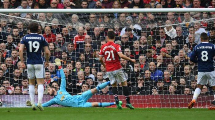 Man United Vs West Bromwich Albion: Tanpa Gol Babak Pertama, Pogba Diganjar Kartu