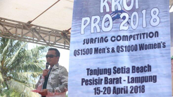 Menpora Ingin Jadikan Ajang Surfing Internasional Krui Pro Sebagai Agenda Nasional