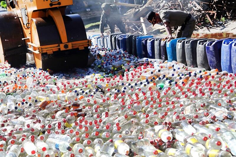 Pengakuan Mantan Pemabuk Miras Oplosan: Demi Nyali Hingga Beban Hidup