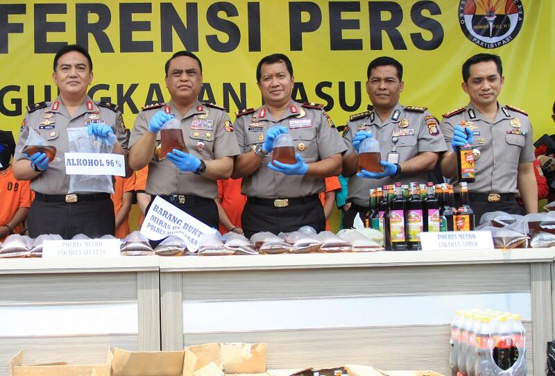 Pengakuan Mantan Pemabuk Miras Oplosan: Demi Nyali Hingga Beban Hidup