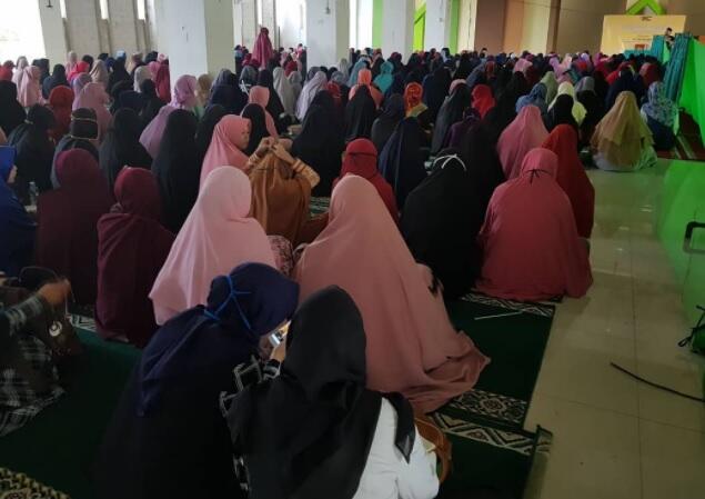Ribuan Remaja Hadiri Deklarasi Indonesia Tanpa Pacaran di Bekasi