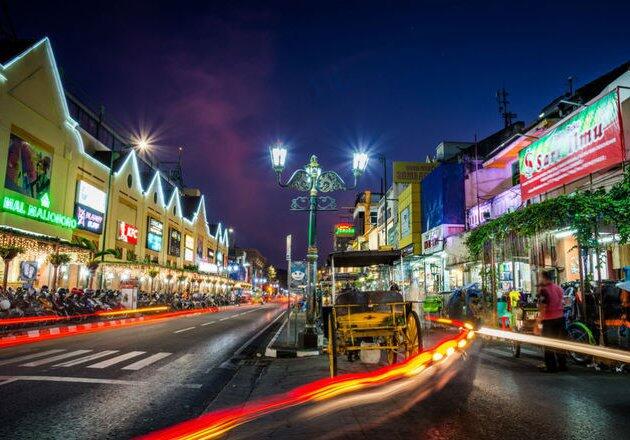Tempat-Tempat Terbaik Asia Tenggara untuk Nikmati Wisata Malam