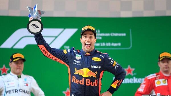 Ricciardo Juarai GP Tiongkok