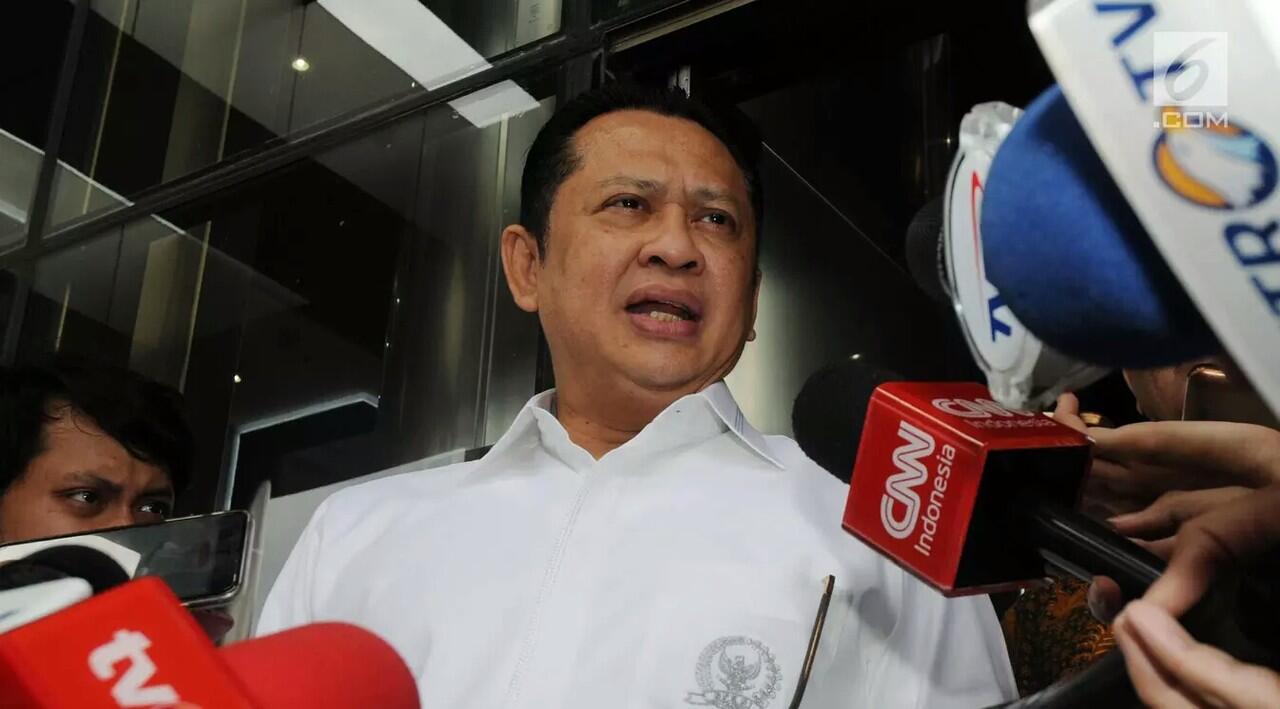 Bamsoet Minta Kemristekdikti Tak Buru-Buru Impor Dosen Asing