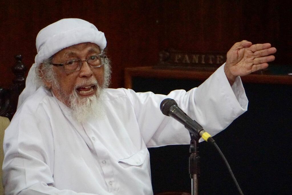 Kaki Ba'asyir Masih Bermasalah