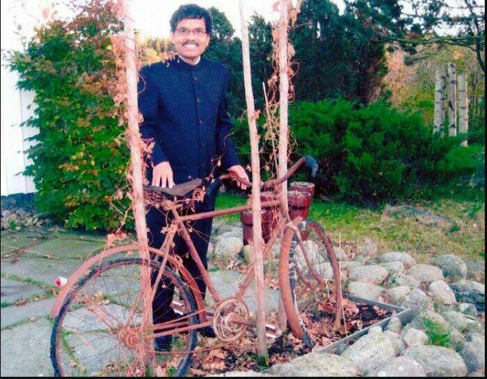 Kisah Cinta Bak Dongeng, Seorang Pria Rela Genjot Sepeda dari India ke Swedia