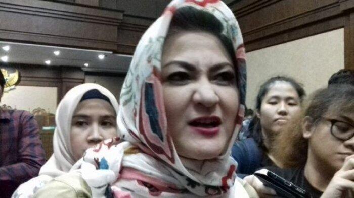 Istri Setya Novanto Bantah Suaminya Bisa Berdiri Tegak untuk Buang Air Kecil
