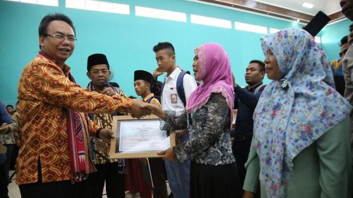 Pemerintah Berusaha Lindungi Anak dari Kekerasan dan Penelantaran dengan PKM dan PKH
