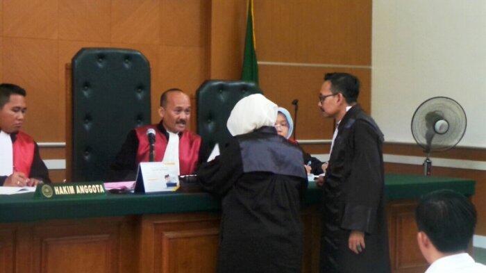 Saksi Beberkan First Travel Cantumkan Klausul Pembatalan Berangkat Umrah 5 Kali