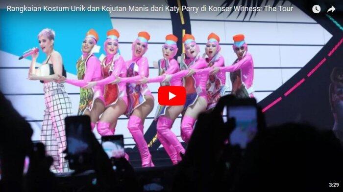 Rangkaian Kostum Unik dan Kejutan Manis dari Katy Perry di Konser Witness: The Tour