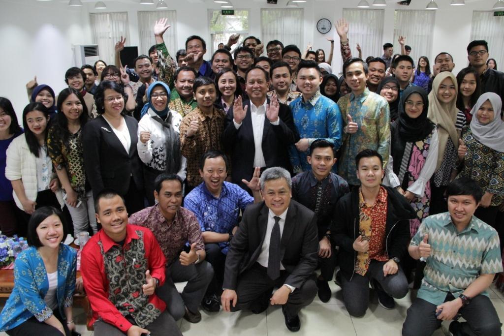 Menristekdikti Ajak Mahasiswa Indonesia di Beijing Bangun Tanah Air