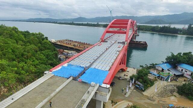Ajib, di Papua Sedang Dibangun Jembatan Holtekamp yang Sekeren Ini!