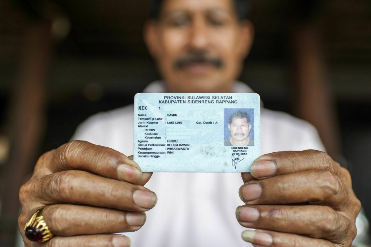 TOWANI TOLOTANG
Komunitas Hindu tanpa pura
