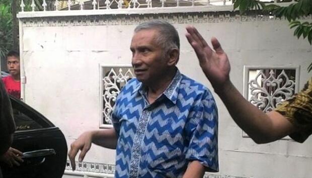 Gerah Ucapan Amien Rais, Seniman Yogya Bawa Balsem dan Telur