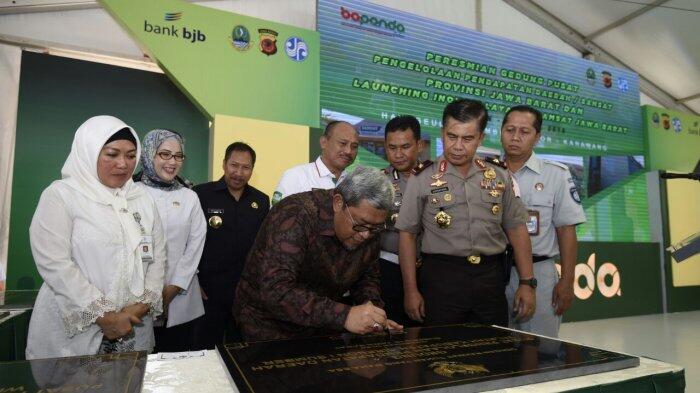 Gubernur Aher Resmikan Empat Samsat Baru & Inovasi Layanan Pajak