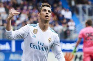 Perbedaan Messi Dan Ronaldo Di Mata Buffon.