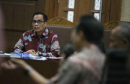 Hukuman Irman dan Sugiharto Diperberat