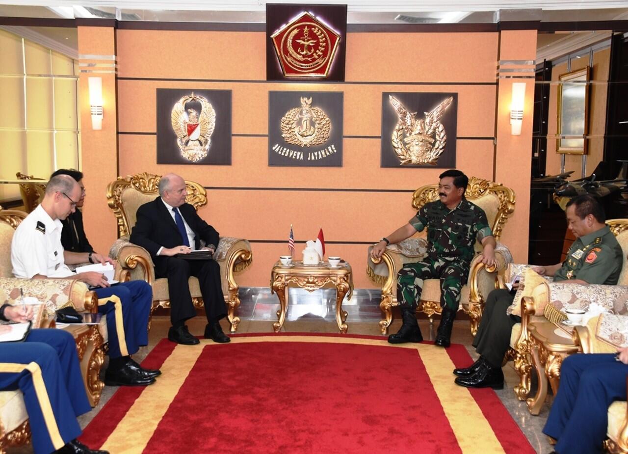 PANGLIMA TNI TERIMA KUNJUNGAN KEHORMATAN DUBES LBBP AMERIKA SERIKAT