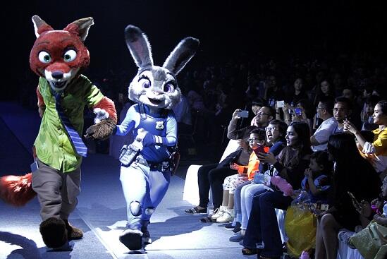 Kisah Penuh Imajinasi di Disney on Ice