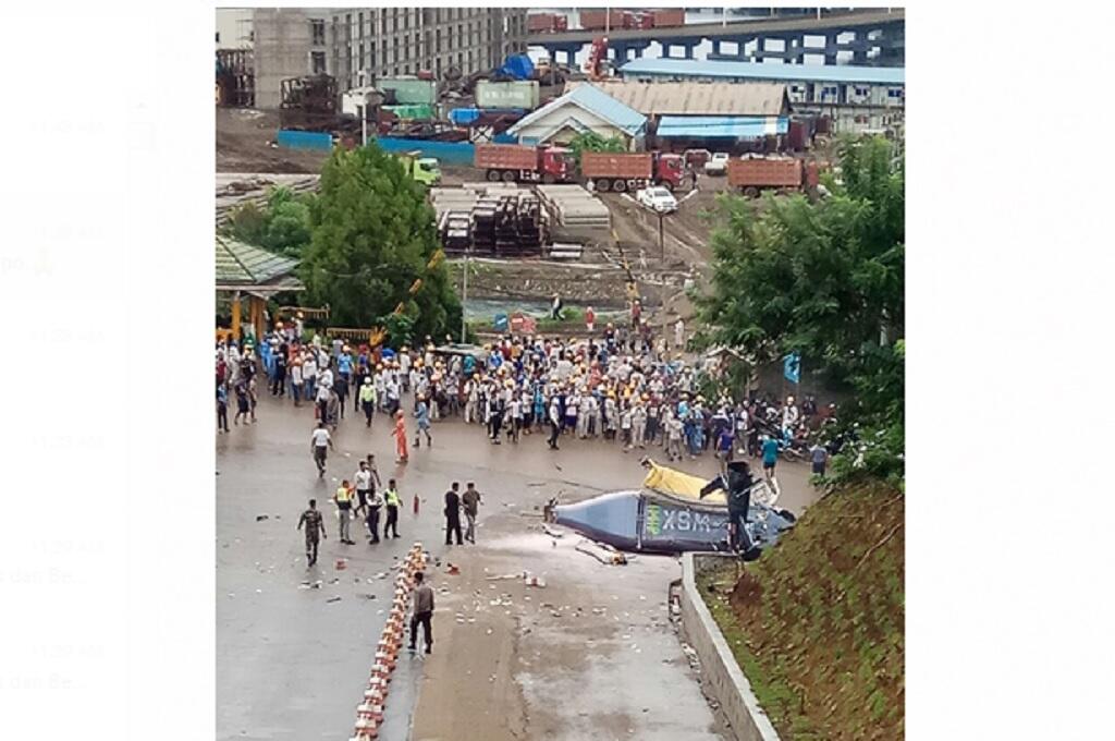 Helikopter Angkut 6 Penumpang Jatuh di Sulteng