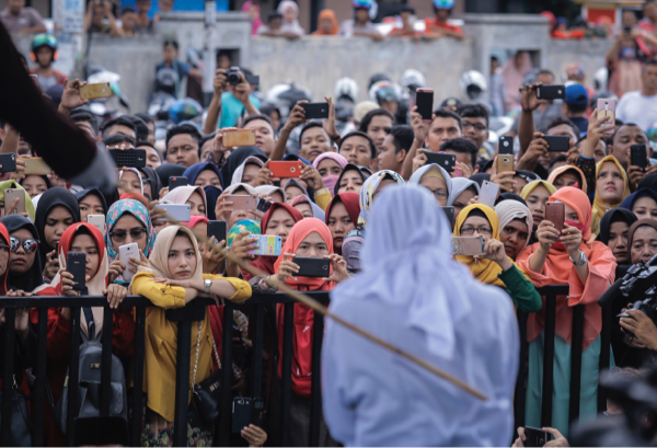 Aceh Lashes Unwed Couples&Prostitutes In What Could be the Prov's Last Public Caning
