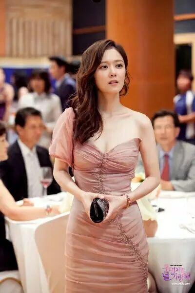 Artis Korea Yang Cantik dan Seksi Tanpa Operasi Plastik, No 7 Idaman Lelaki Banget