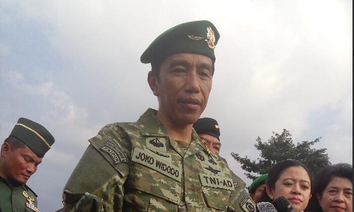 Amien Sebut Jokowi Otoriter dan Lebih Militer dari Prabowo