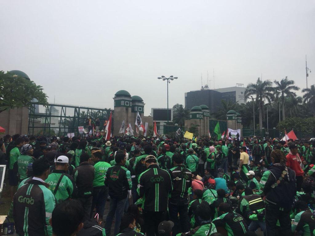 Begini Isi Curhatan Ojek Online Saat Audiensi dengan DPR