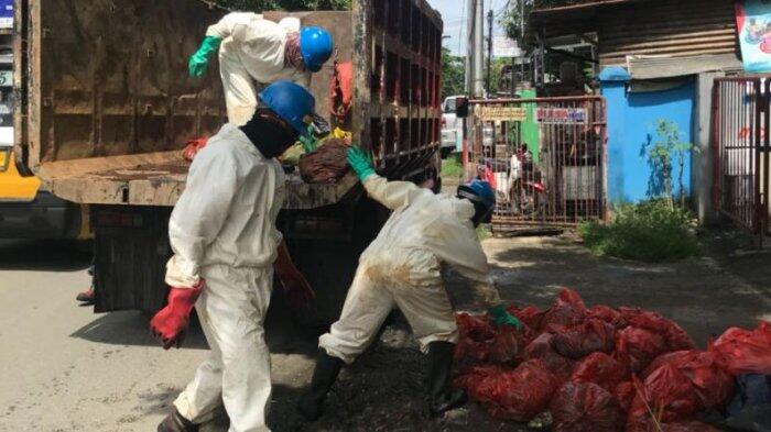 Tunggu Hasil Uji Baku Mutu Air, Pertamina Terus Bersihkan Pesisir