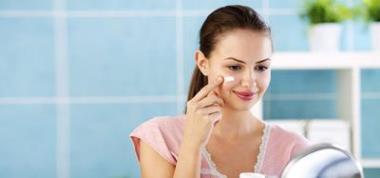 Lakukan Tips Ini Untuk Mencegah &amp; Mengatasi Muka Kusam Akibat Paparan Sinar Matahari