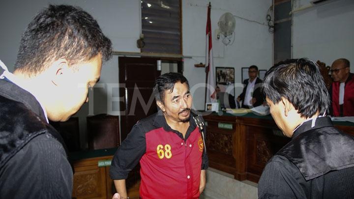 Ekspresi Aa Gatot Usai Divonis 9 Tahun Penjara