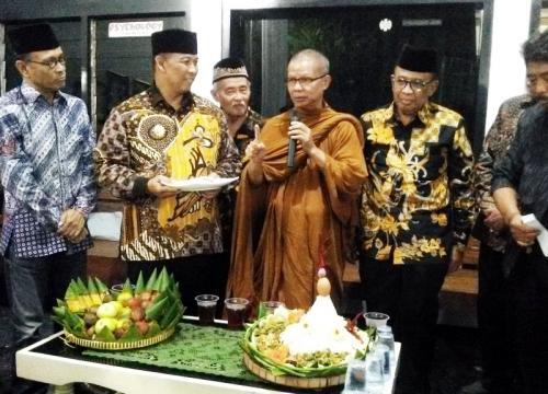 Tarik Ulur Pendirian Rumah Ibadah untuk Aliran Kepercayaan