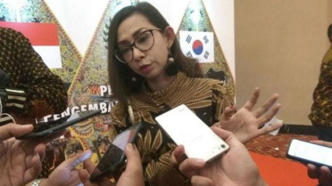 Pengorbit Girl Band D'Jollies Berharap Kepastian Aturan Perizinan Usaha