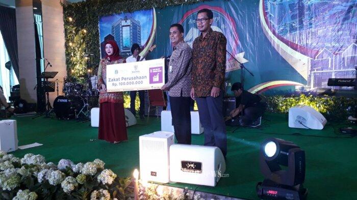 PT Nusa Kirana Salurkan CSR Rp 100 Juta via BAZNAS