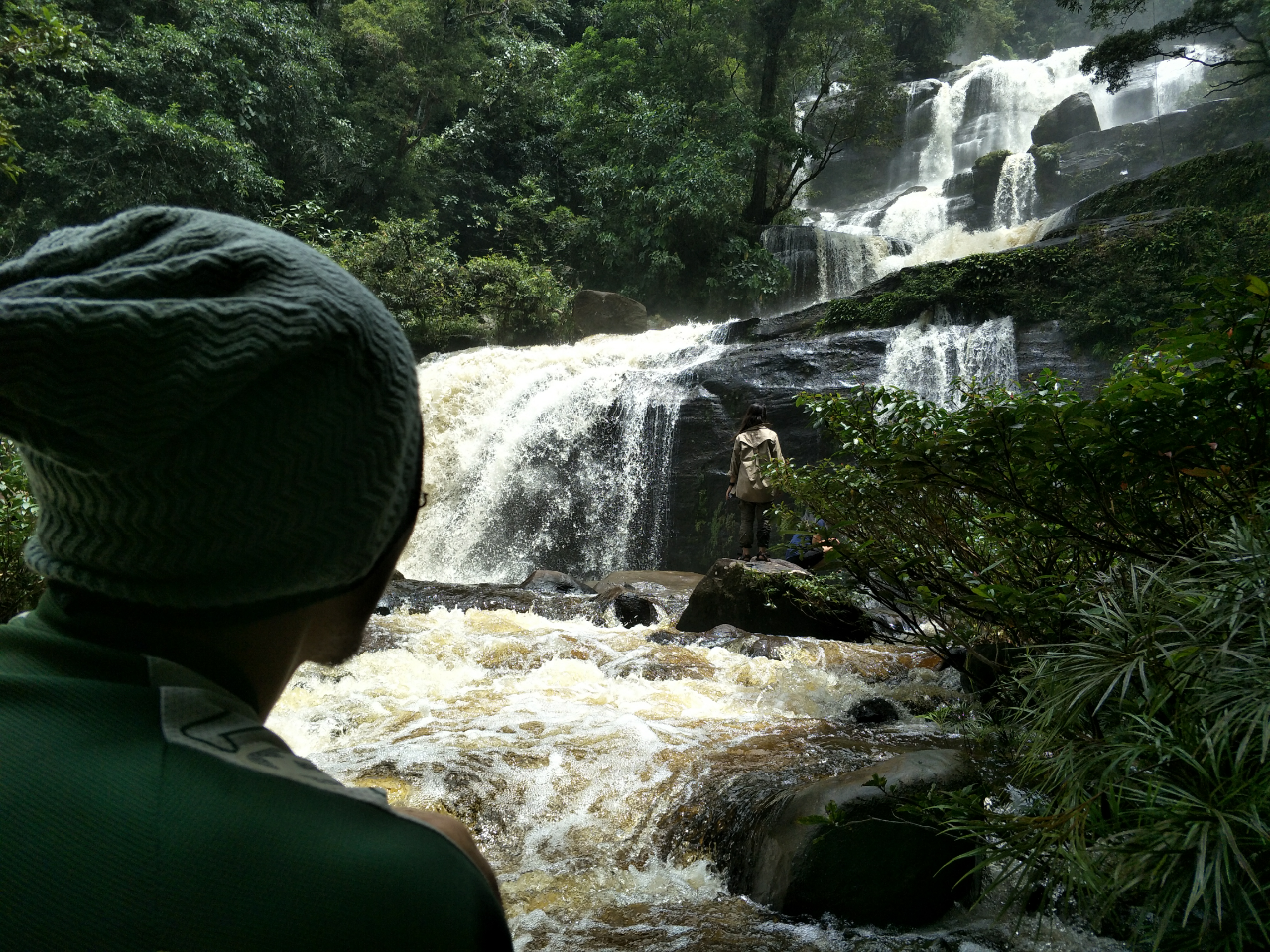 4 Air Terjun KALBAR Ini Cocok Bagi Kamu Yg Maniak Tantangan