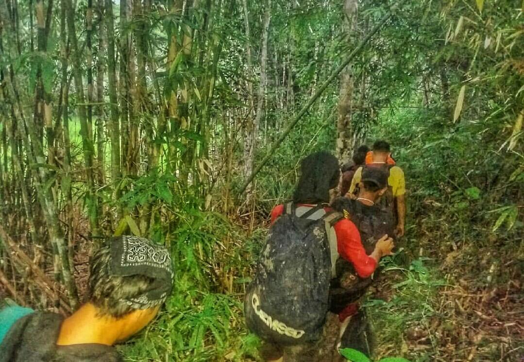 4 Air Terjun KALBAR Ini Cocok Bagi Kamu Yg Maniak Tantangan
