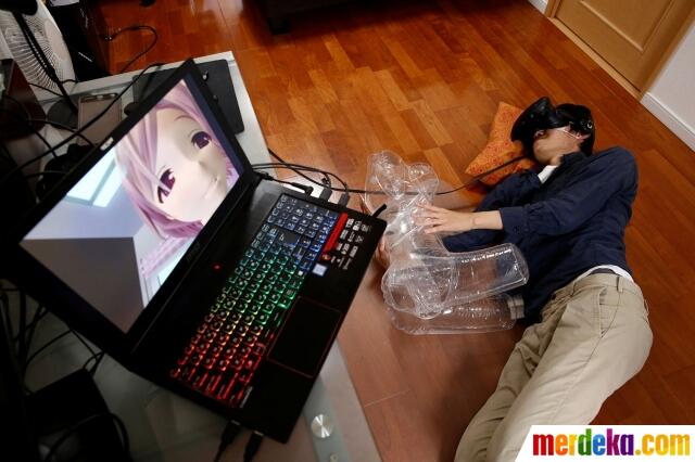 Mengintip proses syuting video porno berbasis VR di Jepang