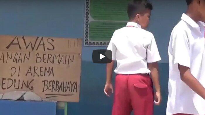 Bangunan Gedung Amblas, Siswa Waspada saat Belajar