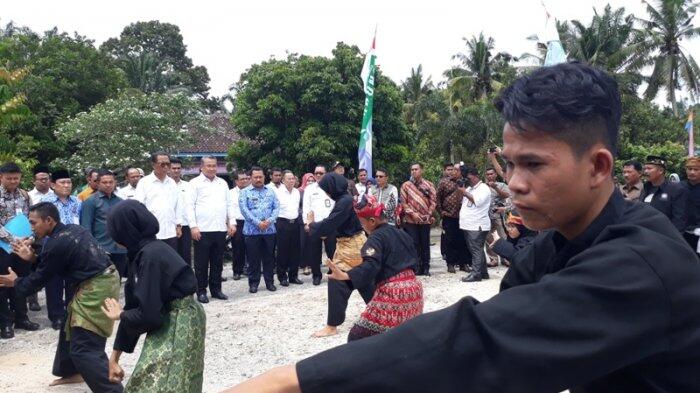 Sambangi Kampar, Mendes Eko Disambut 50 Atlet Pencak Silat