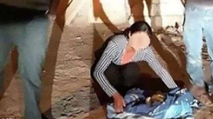 Bayi yang Dibuang Orangtuanya Diserang Anjing Liar