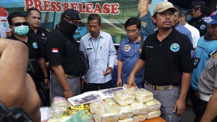 Sindikat Narkoba Jaringan Aceh - Malaysia Dibekuk Bawa Sabu 30 Kg
