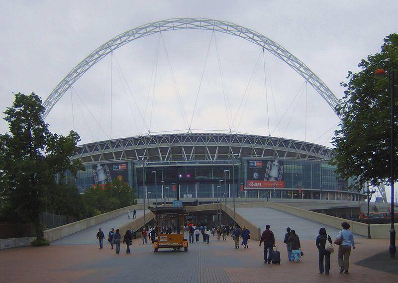 SIAPA SIH SHAHID KHAN PRIA YANG INGIN MEMBELI STADION WEMBLEY INGGRIS ?